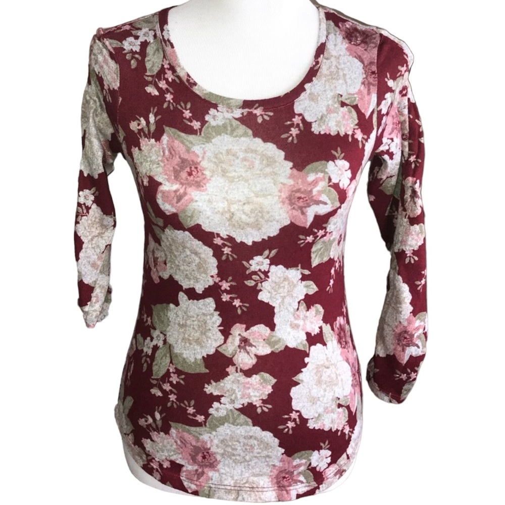 Almost Famous Form Fitting Top 1955